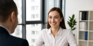 Tratamientos para mejorar tu sonrisa en una entrevista de trabajo técnicas para mejorar la sonrisa en una entrevista de trabajo